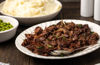 On the spot Pot Chuck Roast | Cookies and Cups