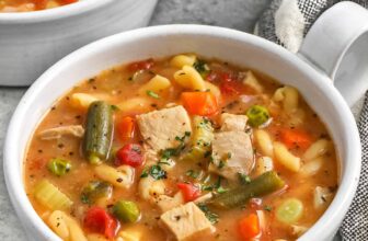 Selfmade Leftover Turkey Vegetable Soup