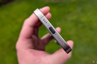 This $6 dirt-cheap answer retains my telephone’s USB port freed from particles