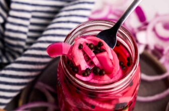 The way to Make Pickled Purple Onions